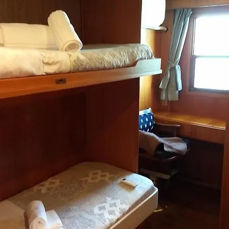Hotel en barco Yacht Fortebraccio