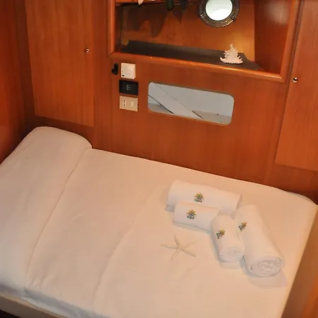 Yacht Fortebraccio البندقية